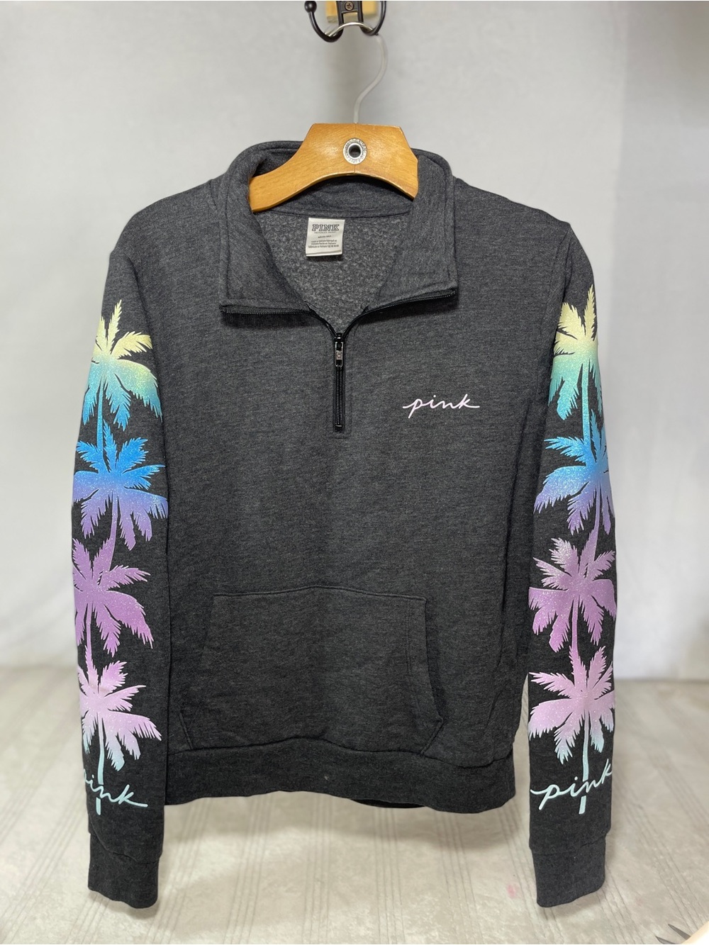 PINK Victoria’s Secret Palm Tree Half Zip Pullover – Gray – Size M